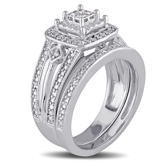 Princess-Cut & Round Diamond Bridal Set, Size 5 - Picture 2 of 7